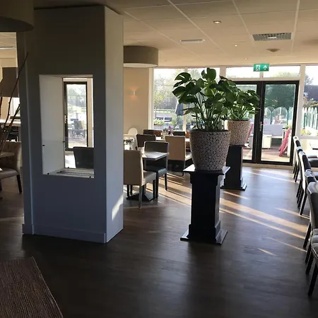 Villa Sustainable Water With Dishwasher, By A Medemblik